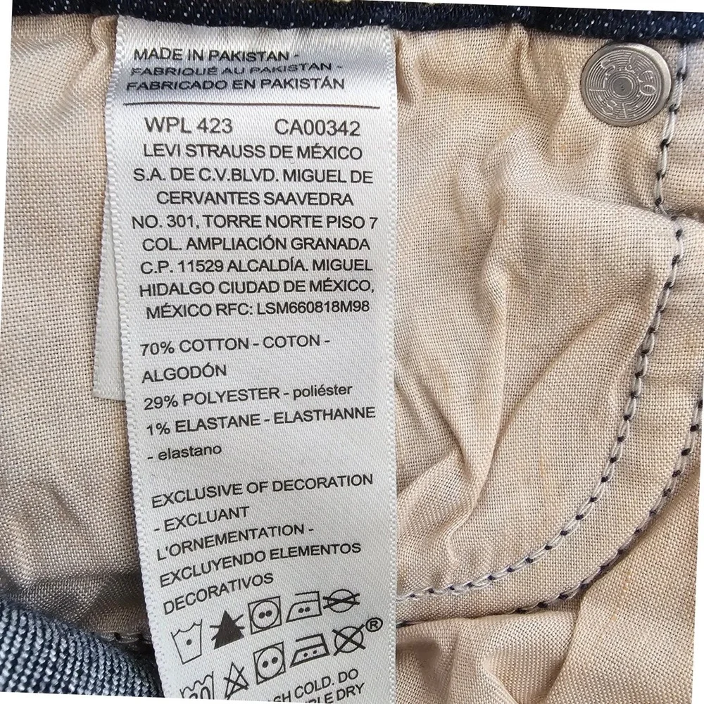 NWT Signature by Levi Strauss Gold Label True Bootcut Jeans Size 4 W27 - Picture 7 of 7